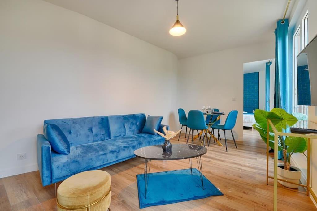 Welcome To Blue Dream House 马尔利勒鲁瓦 外观 照片